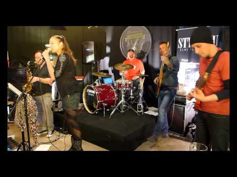 download lagu mp3 mp4 Szab Mariann, download lagu Szab Mariann gratis, unduh video klip Szab Mariann
