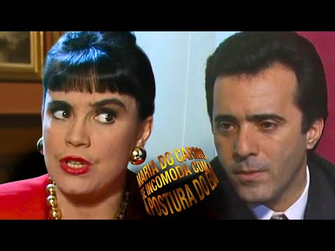 Queen of Scrap Metal - Edu considers giving up on the divorce, and Maria do Carmo takes action.