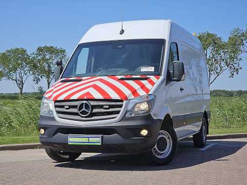 Mercedes-Benz Sprinter video náhled