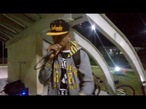 linha de mc's-esmeraldo vs jhonas berg-primeira fase