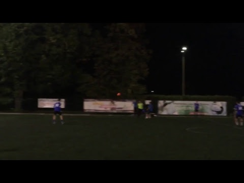 10.10 Drużyna R (żółte) - Clearcode (niebieskie)