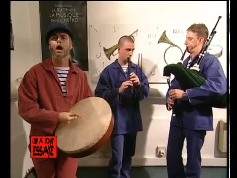 Franck Dubosc : Chanteur dans le métro, caméra cachée - On a tout essayé - 05/06/2001