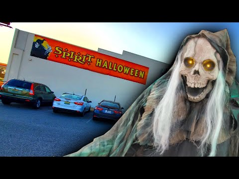 SPIRIT HALLOWEEN 2020 inside ABANDONED BABIES R US in MOBILE ALABAMA
