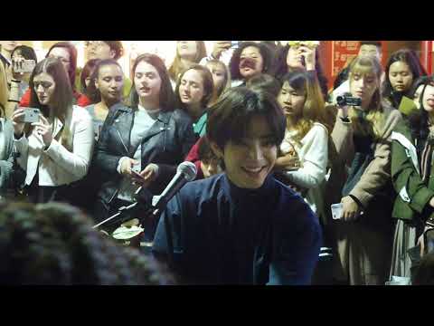 [181015] The Rose busking in Hongdae - Sorry (Dojun cam.)