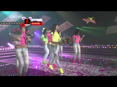 Tiffany's Listen, Cookie Man! and Yoona's Throwing Fail