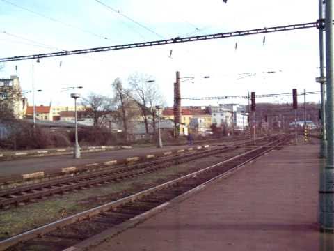 749 039 přijíždí z ONJ na R 1144 - Praha Vršovice příjezd - 16.1.2011.