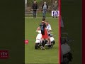 Boze man rijdt veld op nadat zijn paarden op hol sloegen door vuurwerk?? #drenthe #scooter #voetbal