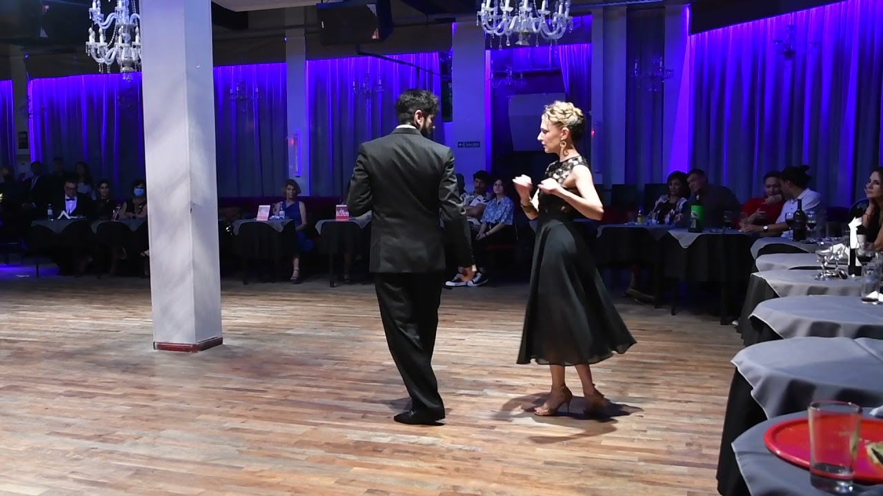 Magdalena Gutierrez y German Ballejo en Porteño y Bailarin 2021-3
