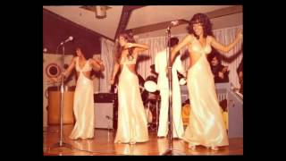 THE THREE DEGREES can&#39;t you see what you&#39;re doing to me