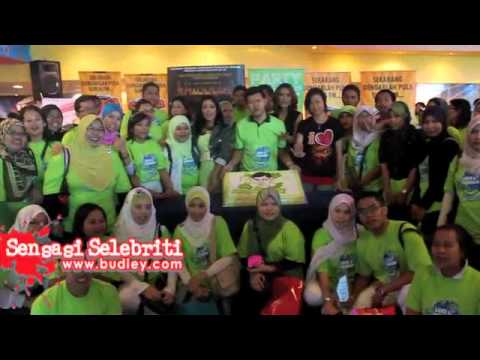 Nyanyian ramai ramai di Party Budiey com ke 4