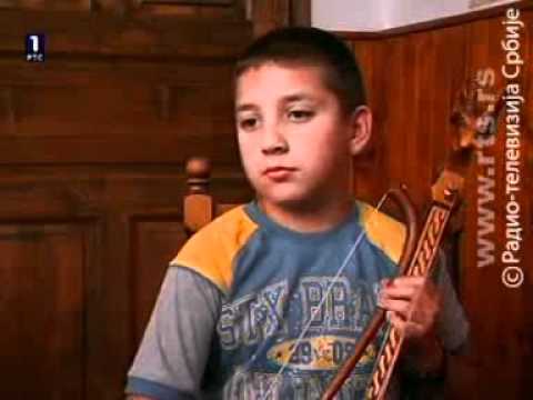 Guslar Iz Nove Varosi 11-o godisnji Nikola Popovic.flv