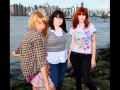 vivian girls - the desert 