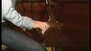 Freddy Fender - The Rains Came.