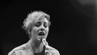 Ria Mae - Red Light - YouTube Session