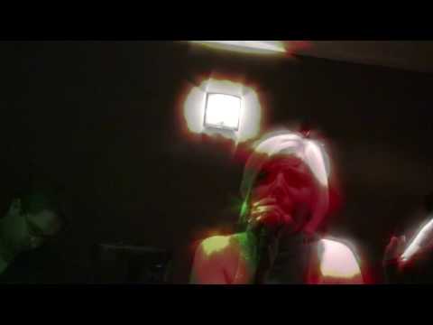 Enkela Bisha: Hapi syte e zeze