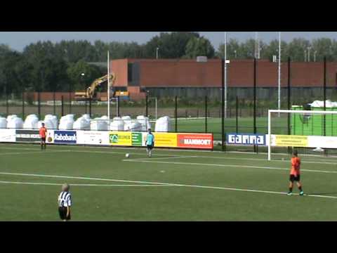 De Meern D1 - Hercules D1 14-08-2010 oefenpot