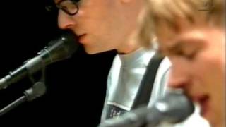 Download lagu Blur - Beetlebum (Live Sen Kväll Med Luuk) mp3