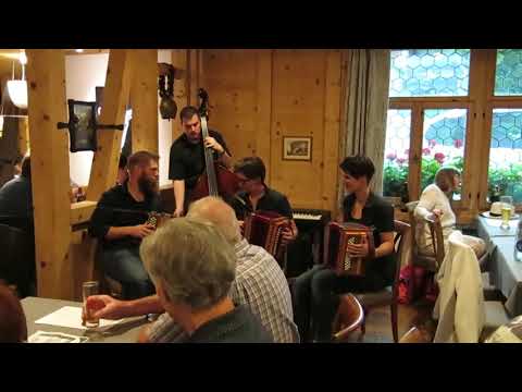 Onkel Paulis Freud Seebi Schmidig, SQ Rigigruess