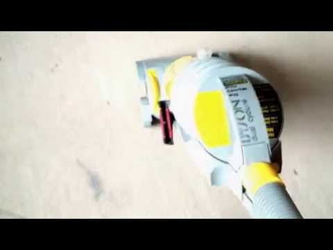 Dyson DA001 Vacuuming