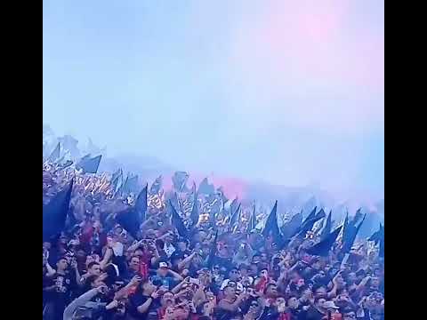 "La hinchada Más grande e Ingeniosa del Mundo " Barra: La Gloriosa Butteler &bull; Club: San Lorenzo