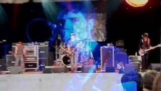 Hollowick - Taking Me Over Live