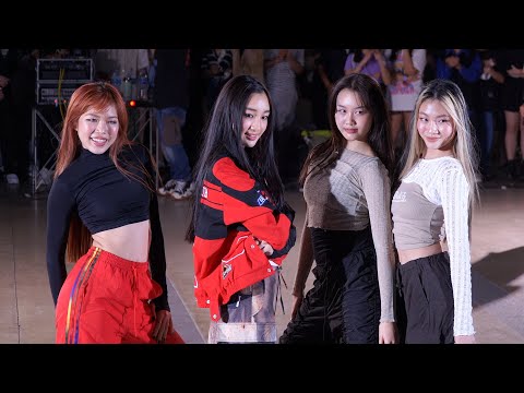 ALALA - ร้องไห้ดังๆ (Not A Chance) @ Siam Square Walking Street | 230226