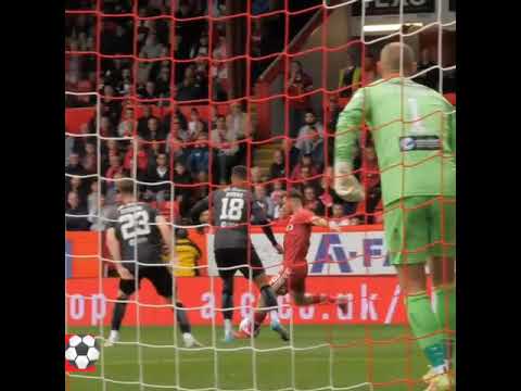 This goal is too good⚽⚽⚽🔥🔥@LeightonClarkson