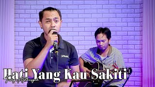 Download lagu HATI YANG KAU SAKITI ~ ROSSA || Cover by. Ferry Ardiansyah [Live Akustik] mp3