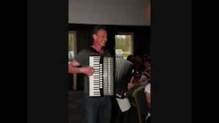 nummer 2 Grand Coteaux van CD Gitano Legitimo Max Tax y sus Banditos