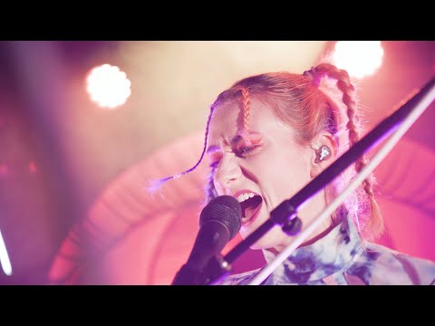IKAN HYU - run ⊳⊳ (Live at Kiff)