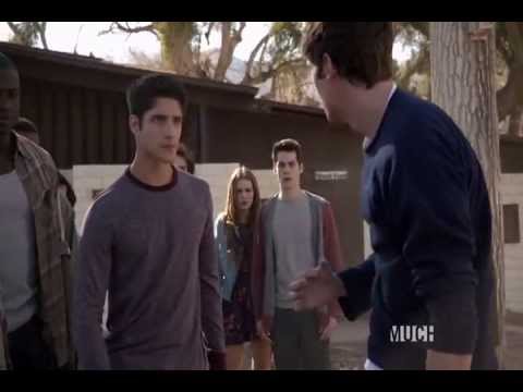 Teen Wolf 3x05 - Scott yells at Isaac ...