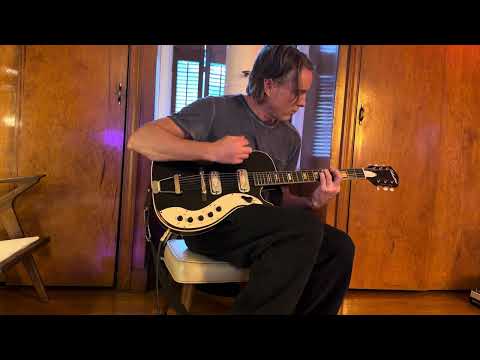 Silvertone Jupiter 1423 1961 - Black image 11
