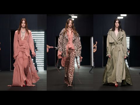 Aniye Records Black Carpet Spring Summer 2025 Fashion Show | Milan Fashion Week