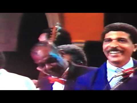 La Orquesta Aragón, La Original de Manzanillo y Manguaré en el tema: “Pare Cochero”. 23 Sept 1989