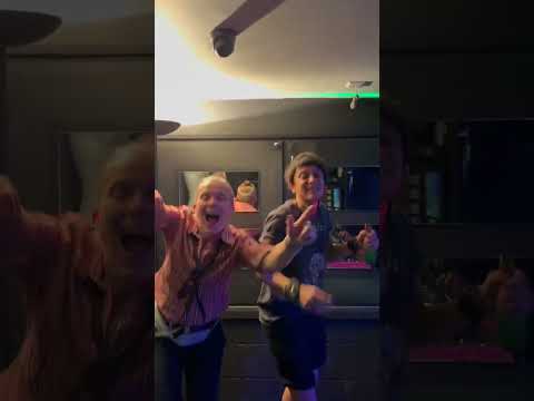 DJ Laura Mac video.