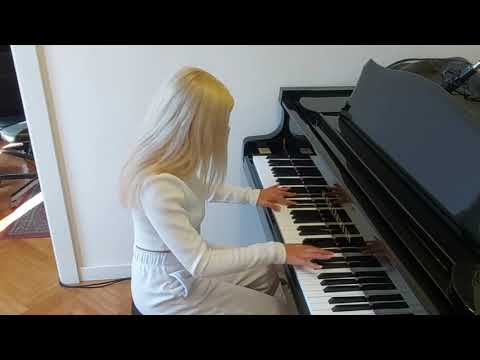 Maratona musicale 2021 - Sonja | Pianoforte | Nuvole Bianche - Ludovico Einaudi | Albignasego