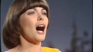 Mireille Mathieu - La paloma ade