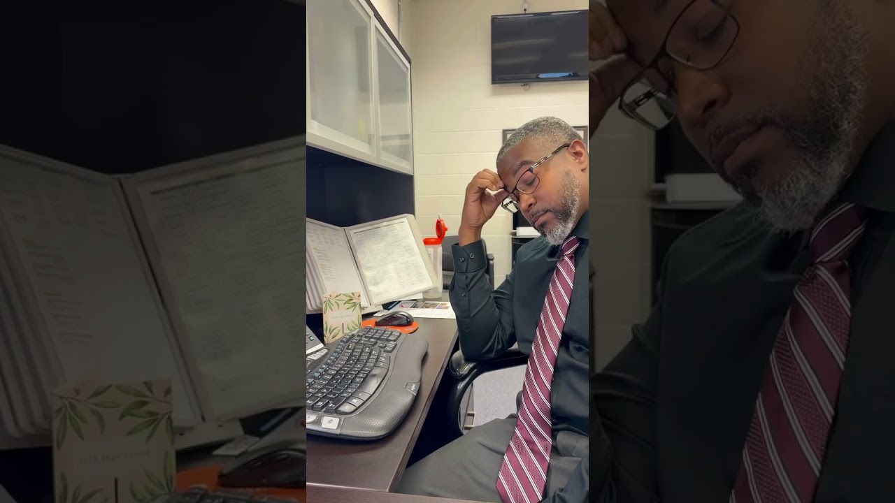 Lacreesha notifies the Principal about the fight videos going around the school