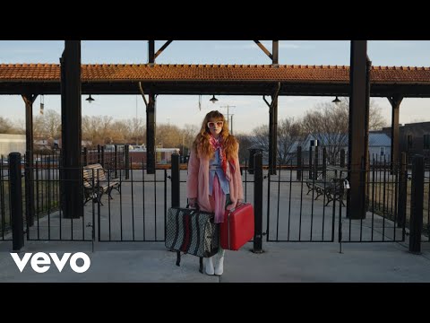 Ivory Layne - MEHTROPOLIS [Official Music Video]