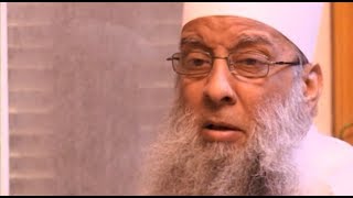 كيف تأثر الشيخ بطريقة شيخ الإسلام ابن تيمية | حلقة ۱۸ | جولة في مكتبة الشيخ الحويني image