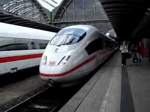 ICE 1 Einfahrt und ICE 3 mit Anfahrproblem in Frankfurt
