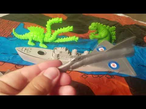 Godzilla Battles the Tricephalon [review]