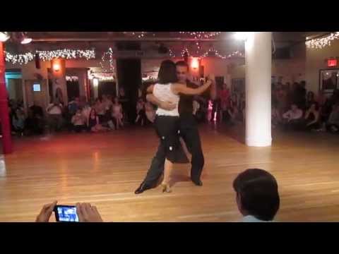 Argentine Tango: Carolina Jaurena & Andres Bravo - Tanguera