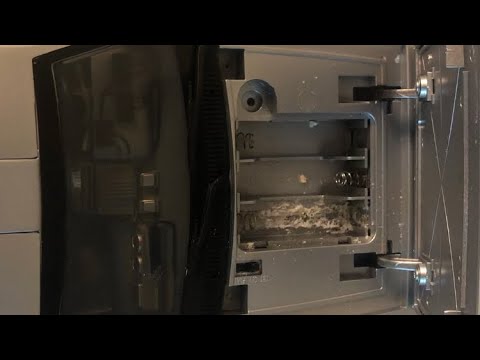 How To Fix Battery Corrosion In Toys Using My Back To The Future Time Machine ANNND BIG THANK YOU!