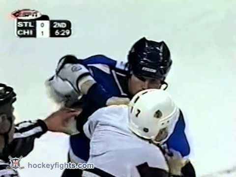 Reed Low vs Lyle Odelein