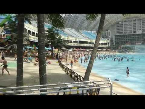 Chengdu - New Century Global Center - Artificial Beach