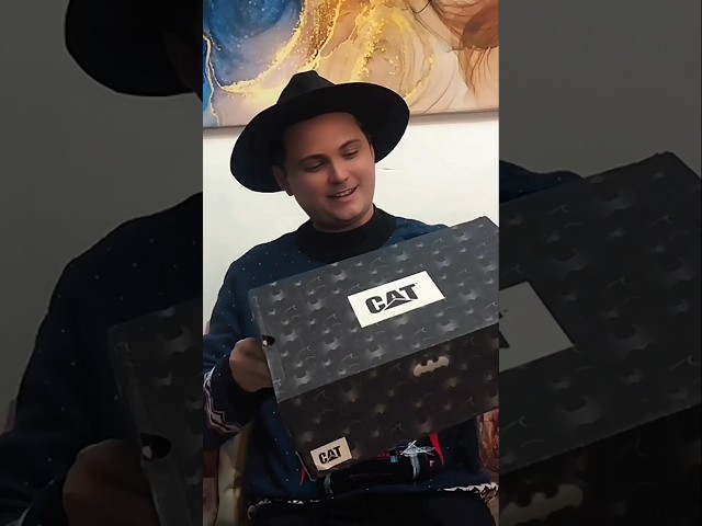 Vídeo relacionado con soxo DC Comics The Batman Zapatillas Casa Hombre Invierno Divertidas Cómodas Pantuflas 45/46 Batman Zapatillas + Calcetines 40-45