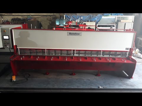 Sheet Metal Cutting Machine