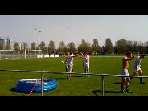 Tiem Veeg Kampioen!!!!