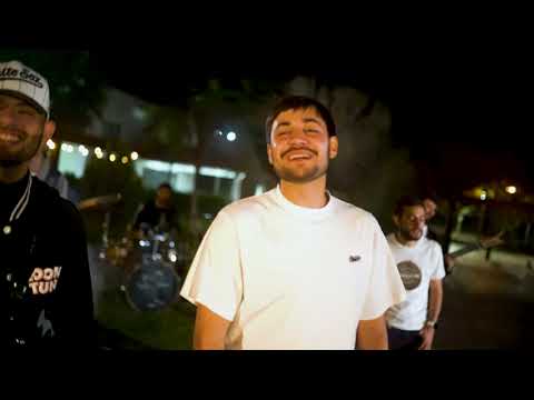 La Crteza / Los De La B - Que Me Esta Sucediendo (VIDEO MUSICAL)